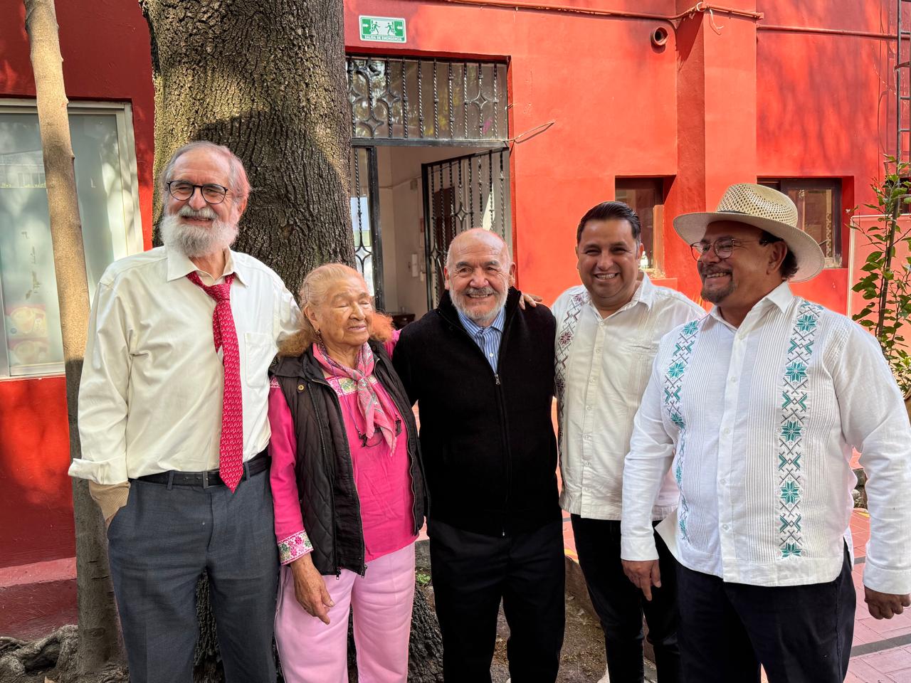 En reunión con José Luis Gutiérrez Nery y Pedro Moctezuma Barragán - Foto 6